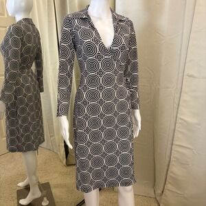 Bebe Black White Geometric Optical Print Wrap Dress Long Sleeve Collared XS